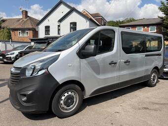 Vauxhall Vivaro Combi Van 1.6 CDTi 2900 BiTurbo ecoTEC L2 H1 Euro 6 (s/s) 5dr (9 Seat)