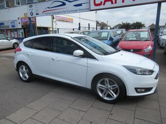 Ford Focus Hatchback 1.0T EcoBoost Zetec Euro 6 (s/s) 5dr