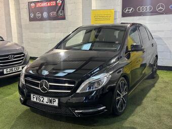 2012 Mercedes-Benz B Class 1.6 B180 BlueEfficiency Sport Euro 5 (s/s) 5dr 18 Photos photo