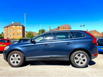 Volvo XC60 SUV 2.4 D5 SE Lux Geartronic AWD Euro 4 5dr