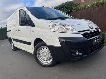2015 TOYOTA PROACE 1.6 1200 HDI FWD L2 H1 5DR 77 PHOTOS TOYOTA PROACE 1.6... photo