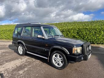 Land Rover Discovery SUV 2.5 TD5 Landmark Station Wagon 5dr (7 Seats)