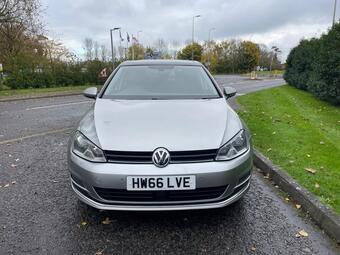 Volkswagen Golf Hatchback 2.0 TDI BlueMotion Tech GT Edition DSG Euro 6 (s/s) 5dr