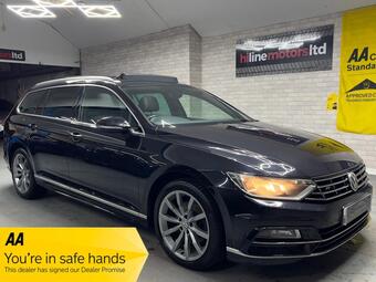 2017 Volkswagen Passat 2.0 TDI BlueMotion Tech R-Line DSG Euro 6 (s/s) 5dr 29 Photos photo