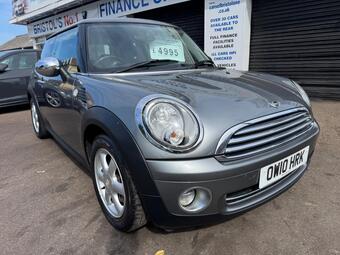2010 MINI Hatch 1.6 One Euro 5 3dr 15 Photos photo