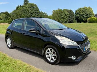 Peugeot 208 Hatchback 1.2 VTi Active Euro 5 5dr