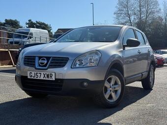 Nissan Qashqai Hatchback 1.6 Acenta 2WD 5dr