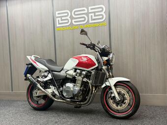 2003 honda cb1300 1284cc 22 photos  cb1300 1284cc deposit taken similar wanted £4,490 2003 (03) reg naked 20,136 miles deposit taken... photo