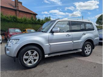 Mitsubishi Shogun SUV 3.2 DI-DC Elegance Auto 4WD Euro 4 5dr LWB