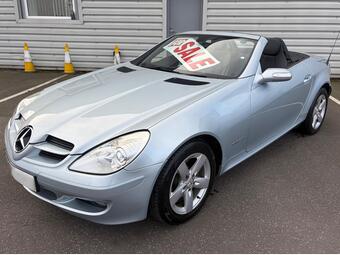 2006 slk 1.8 slk200 kompressor 2dr 38 photos  slk 1.8 slk200 kompressor 2dr convertible car spring is here £2,985 2006... photo