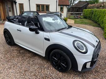 MINI Convertible Convertible 1.5 Cooper Sport Steptronic Euro 6 (s/s) 2dr