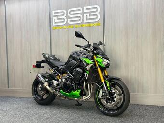 Kawasaki Z900 Naked 900 SE Supernaked Euro 5