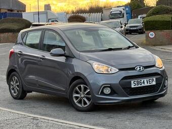 2014 Hyundai i10 1.0 Premium Euro 5 5dr 17 Photos photo