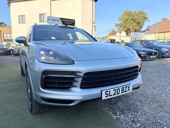 Porsche Cayenne SUV 3.0 V6 E-Hybrid 14.1kWh TiptronicS 4WD Euro 6 (s/s) 5dr (3.6kW Charger)
