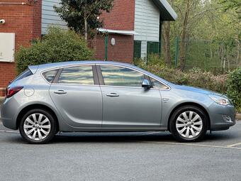 2012 ASTRA 2.0 CDTI ECOFLEX ELITE HATCHBACK 5DR DIESEL MANUAL EURO 5 S S... photo