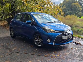 Toyota Yaris Hatchback 1.33 Dual VVT-i Icon Euro 5 5dr Euro 5