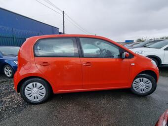 2016 up! automatic petrol low miles ulez free 1.0 5dr 39 photos  up! automatic petrol low miles ulez free 1.0... photo