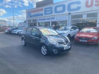 2013 Nissan Note 1.6 16V n-tec+ Auto Euro 5 5dr 93 Photos photo