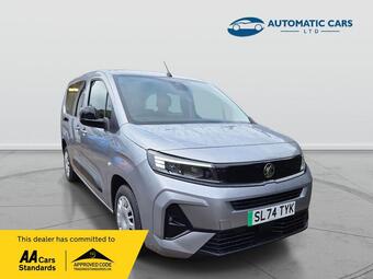 Vauxhall Combo Life Electric MPV 52kWh Design XL MPV Auto 5dr (7.4kW Charger)