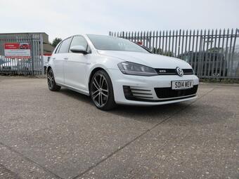 Volkswagen Golf Hatchback 2.0 TDI BlueMotion Tech GTD DSG Euro 6 (s/s) 5dr