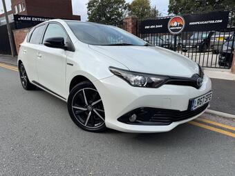 Toyota Auris Hatchback 1.8 VVT-h GB25 CVT Euro 6 (s/s) 5dr (Safety Sense)