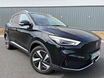 MG MG ZS SUV 72.6kWh Trophy Long Range Auto 5dr