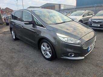 Ford S-Max MPV 2.0 TDCi Titanium Powershift Euro 6 (s/s) 5dr