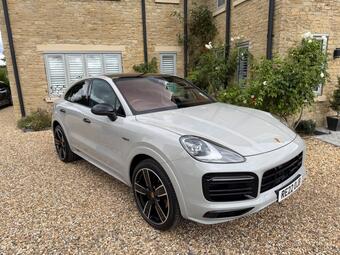 Porsche Cayenne Coupe 3.0 V6 E-Hybrid 17.9kWh Platinum Edition TiptronicS 4WD Euro 6 (s/s) 5dr (3.6kW Charger)