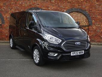 Ford Tourneo Custom Minibus 2.0 320 EcoBlue MHEV Titanium L2 Euro 6 (s/s) 5dr