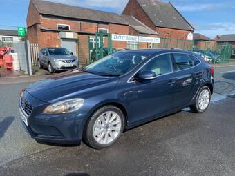 Volvo V40 Hatchback 2.0 D3 SE Lux Nav Geartronic Euro 5 (s/s) 5dr