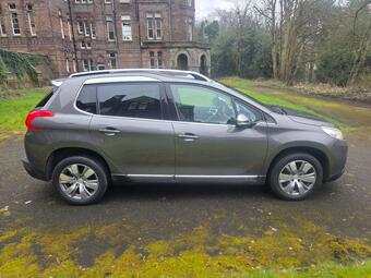 Peugeot 2008 SUV 1.6 e-HDi Allure EGC Euro 5 (s/s) 5dr
