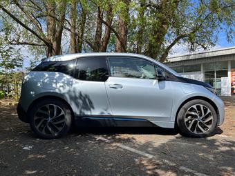 Details for a 2015 BMW i3 60 REX