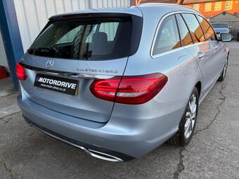 2015 C CLASS 2.1 C300H BLUETEC SPORT G TRONIC EURO 6 S S 5DR 41... photo