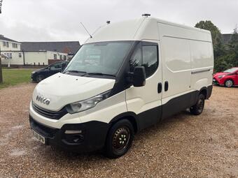 Iveco Daily Panel Van 2.3 TD 12V 35S 3520 (Business) L2 5dr