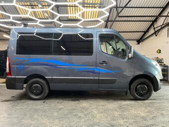 2018 RENAULT MASTER HKC CAMPER CONVERSION 2.3 22 PHOTOS RENAULT MASTER HKC CAMPER CONVERSION 2.3... photo