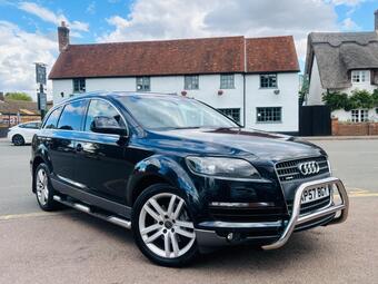 Audi Q7 SUV 3.0 TDI SE Tiptronic quattro 5dr