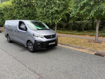 Peugeot Expert Panel Van 1.5 BlueHDi 1000 Professional Premium Long Panel Van LWB Euro 6 (s/s) 6dr