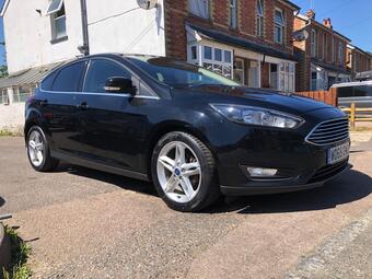 Ford Focus Hatchback 1.0T EcoBoost Zetec Euro 6 (s/s) 5dr