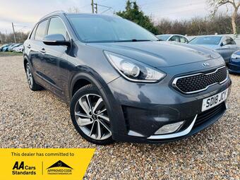 2018 KIA Niro 1.6h GDi 3 DCT Euro 6 (s/s) 5dr ( 16in Alloy) 70 Photos photo