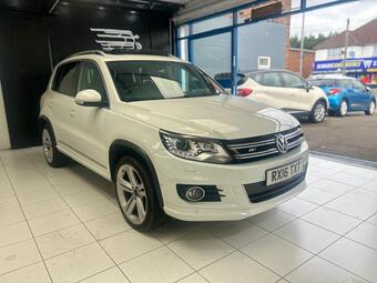 Volkswagen Tiguan SUV 2.0 TDI BlueMotion Tech R-Line Edition DSG 4WD Euro 6 (s/s) 5dr