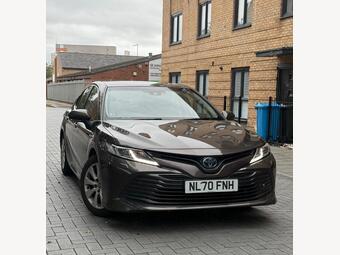 Toyota Camry Saloon 2.5 VVT-h Design CVT Euro 6 (s/s) 4dr