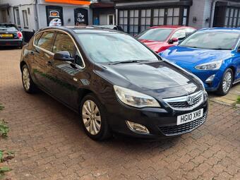 Vauxhall Astra Hatchback 1.6 16v SE Auto Euro 5 5dr