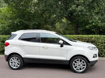 Ford EcoSport SUV 1.0T EcoBoost Titanium 2WD Euro 5 (s/s) 5dr