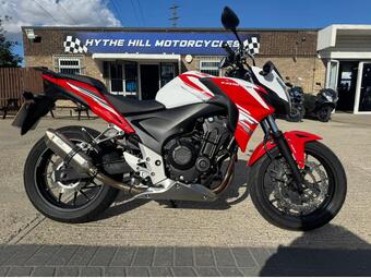Honda CB500F Naked 500