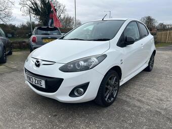 2013 5 5DR 20 PHOTOS MAZDA2 1.3 VENTURE EURO 5 5DR LOW MILEAGE SAT... photo
