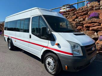Ford Transit Minibus 2.4 TD 430 RWD L4 H2 5dr