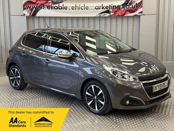 Peugeot 208 Hatchback 1.2 PureTech Tech Edition Euro 6 (s/s) 5dr
