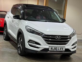 Hyundai TUCSON SUV 2.0 CRDi Premium SE Auto 4WD Euro 6 5dr