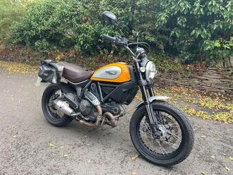 Ducati Scrambler 800 Roadster/Retro 803 Classic