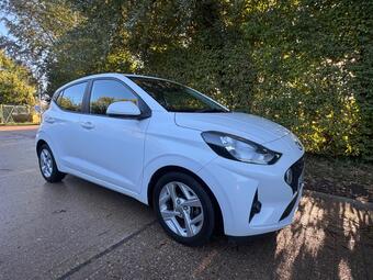 Hyundai i10 Hatchback 1.2 SE Connect Euro 6 (s/s) 5dr